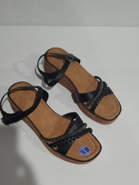 Forever Comfort Black Braided Strap Wedge Sandals Size 8.5